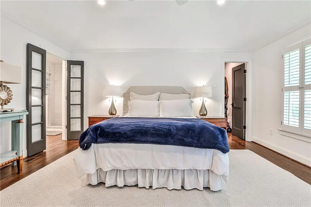 501 Carolwood Lane, Atlanta, Georgia 30342, 3 Bedrooms Bedrooms, ,2 BathroomsBathrooms,Residential,Sold,501 Carolwood Lane,7218761