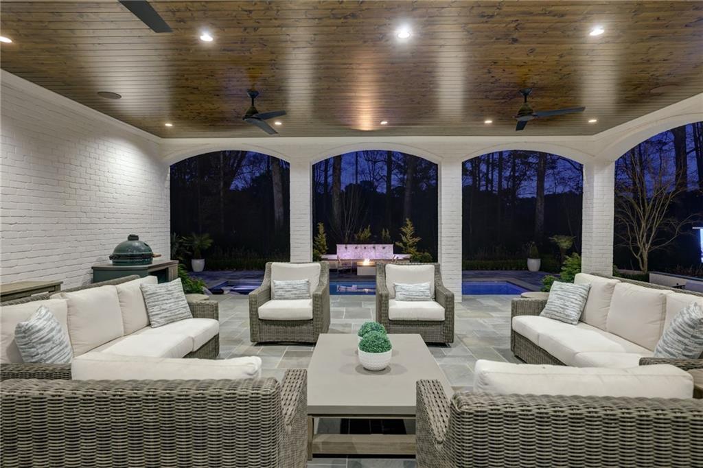 505 Kenbrook Drive, Sandy Springs, Georgia 30327, 7 Bedrooms Bedrooms, ,8 BathroomsBathrooms,Residential,Sold,505 Kenbrook Drive,7324065