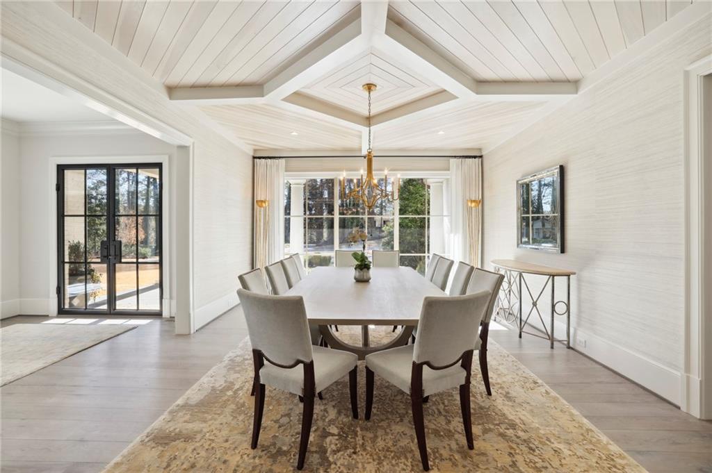 505 Kenbrook Drive, Sandy Springs, Georgia 30327, 7 Bedrooms Bedrooms, ,8 BathroomsBathrooms,Residential,Sold,505 Kenbrook Drive,7324065