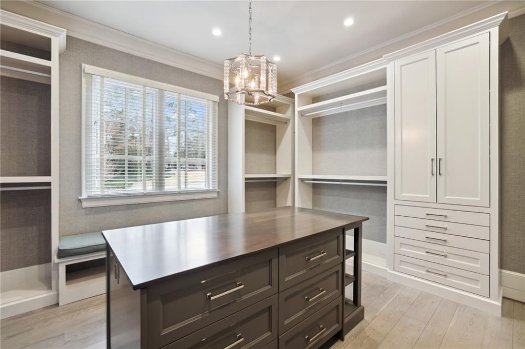 505 Kenbrook Drive, Sandy Springs, Georgia 30327, 7 Bedrooms Bedrooms, ,8 BathroomsBathrooms,Residential,Sold,505 Kenbrook Drive,7324065