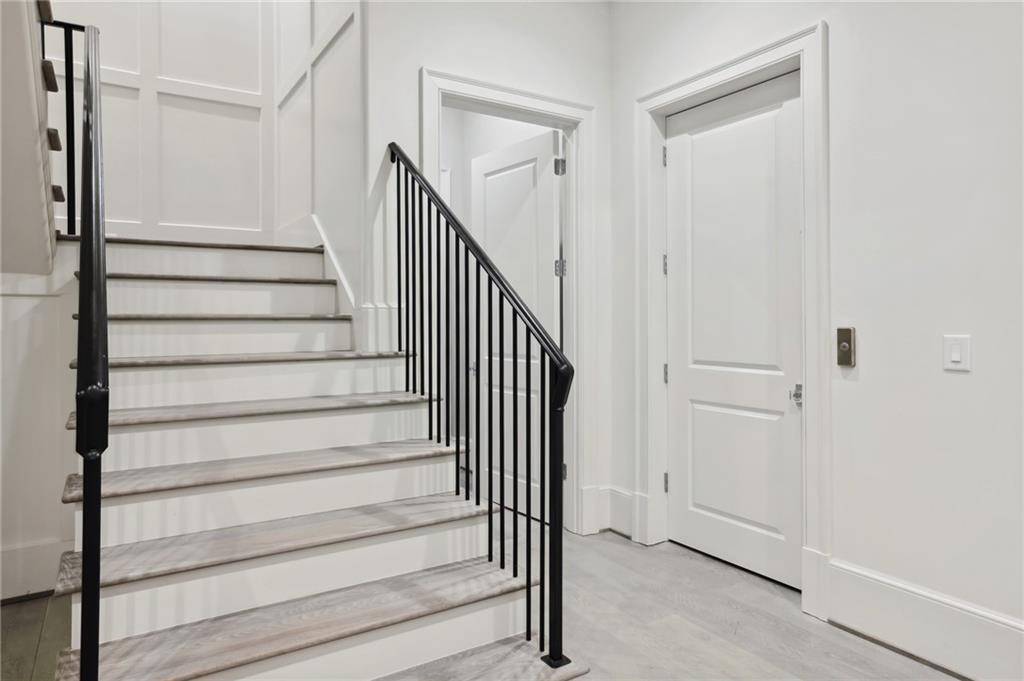 505 Kenbrook Drive, Sandy Springs, Georgia 30327, 7 Bedrooms Bedrooms, ,8 BathroomsBathrooms,Residential,Sold,505 Kenbrook Drive,7324065