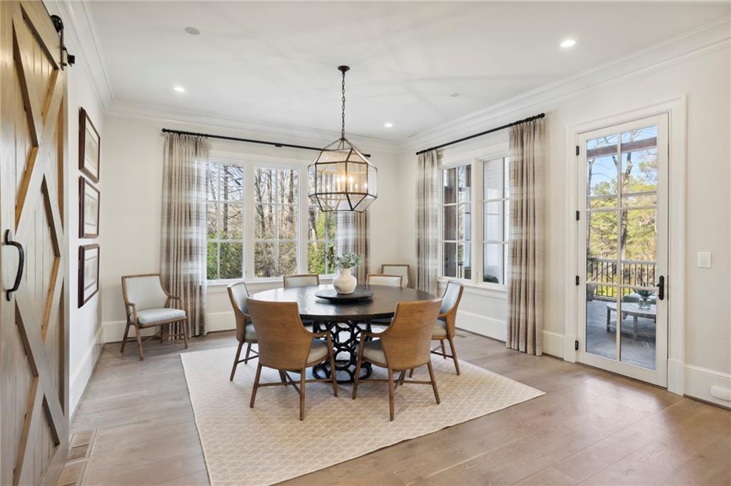 505 Kenbrook Drive, Sandy Springs, Georgia 30327, 7 Bedrooms Bedrooms, ,8 BathroomsBathrooms,Residential,Sold,505 Kenbrook Drive,7324065