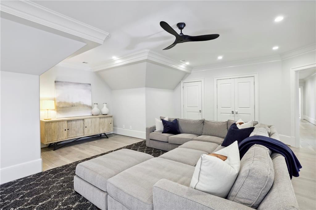 505 Kenbrook Drive, Sandy Springs, Georgia 30327, 7 Bedrooms Bedrooms, ,8 BathroomsBathrooms,Residential,Sold,505 Kenbrook Drive,7324065