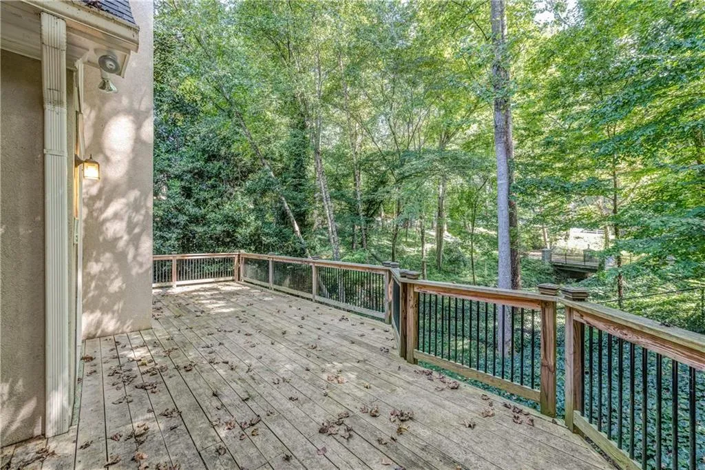 4545 Crestwicke Pointe, Sandy Springs, Georgia 30319, 4 Bedrooms Bedrooms, ,3 BathroomsBathrooms,Residential,Sold,4545 Crestwicke Pointe,6114720