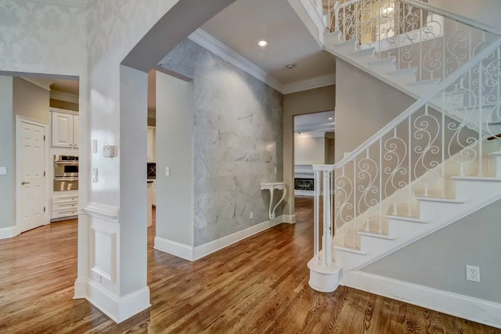 200 Wembley Circle, Sandy Springs, Georgia 30328, 4 Bedrooms Bedrooms, ,3 BathroomsBathrooms,Residential,Sold,200 Wembley Circle,6117935