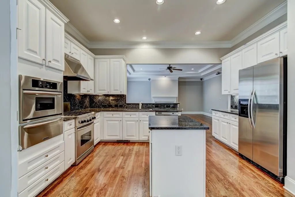200 Wembley Circle, Sandy Springs, Georgia 30328, 4 Bedrooms Bedrooms, ,3 BathroomsBathrooms,Residential,Sold,200 Wembley Circle,6117935