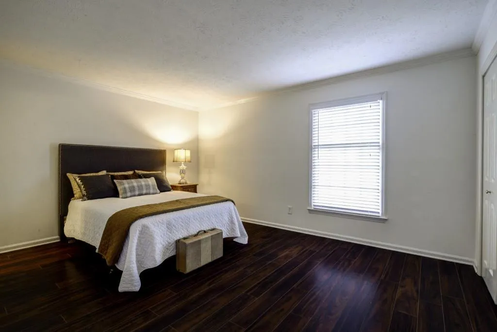 6700 Roswell Road Unit 32b, Sandy Springs, Georgia 30328, 2 Bedrooms Bedrooms, ,2 BathroomsBathrooms,Residential,Sold,6700 Roswell Road Unit 32b,5805189