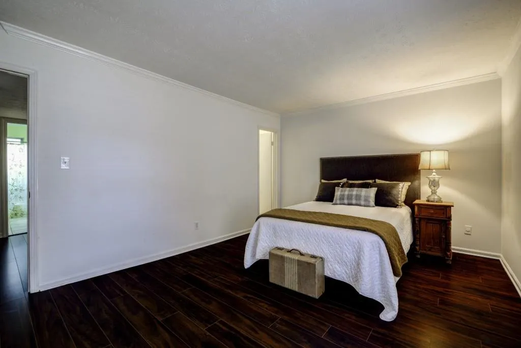 6700 Roswell Road Unit 32b, Sandy Springs, Georgia 30328, 2 Bedrooms Bedrooms, ,2 BathroomsBathrooms,Residential,Sold,6700 Roswell Road Unit 32b,5805189