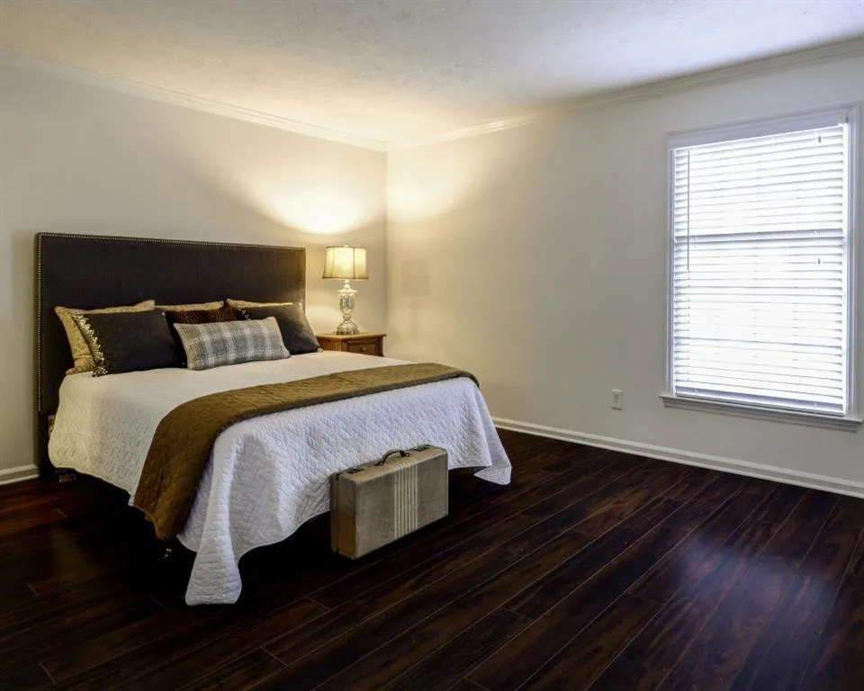 6700 Roswell Road Unit 32b, Sandy Springs, Georgia 30328, 2 Bedrooms Bedrooms, ,2 BathroomsBathrooms,Residential,Sold,6700 Roswell Road Unit 32b,5805189