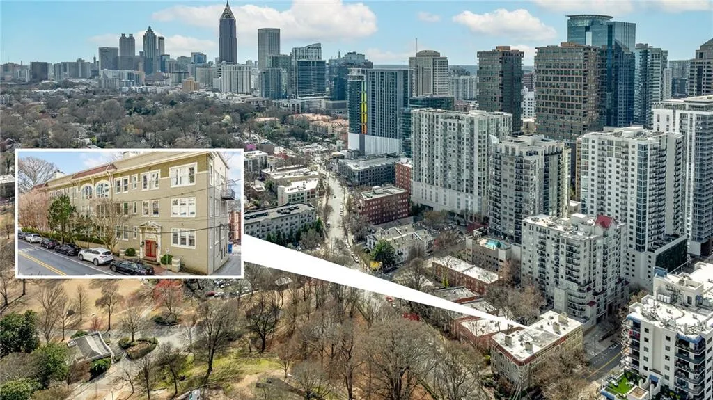 1116 Piedmont Avenue Ne Unit 12, Atlanta, Georgia 30309, 3 Bedrooms Bedrooms, ,3 BathroomsBathrooms,Residential,For Sale,1116 Piedmont Avenue Ne Unit 12,7536532