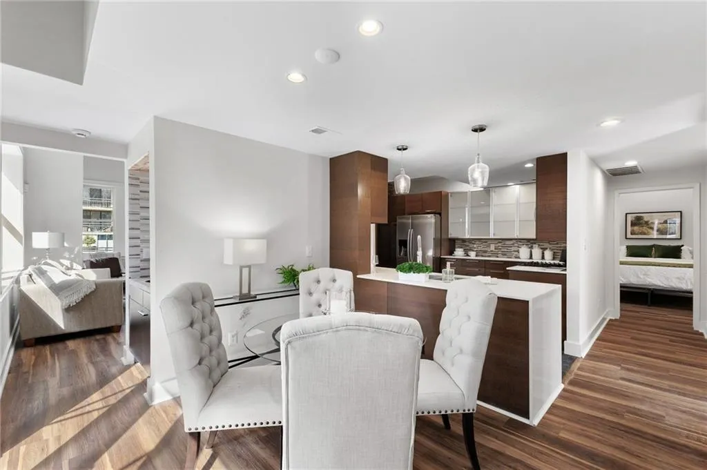 1116 Piedmont Avenue Ne Unit 12, Atlanta, Georgia 30309, 3 Bedrooms Bedrooms, ,3 BathroomsBathrooms,Residential,For Sale,1116 Piedmont Avenue Ne Unit 12,7536532