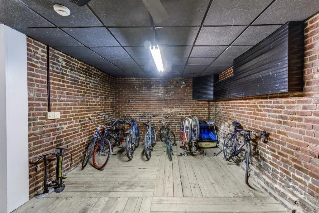 1116 Piedmont Avenue Ne Unit 12, Atlanta, Georgia 30309, 3 Bedrooms Bedrooms, ,3 BathroomsBathrooms,Residential,For Sale,1116 Piedmont Avenue Ne Unit 12,7536532