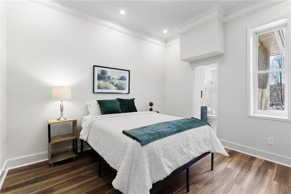 1116 Piedmont Avenue Ne Unit 12, Atlanta, Georgia 30309, 3 Bedrooms Bedrooms, ,3 BathroomsBathrooms,Residential,For Sale,1116 Piedmont Avenue Ne Unit 12,7536532
