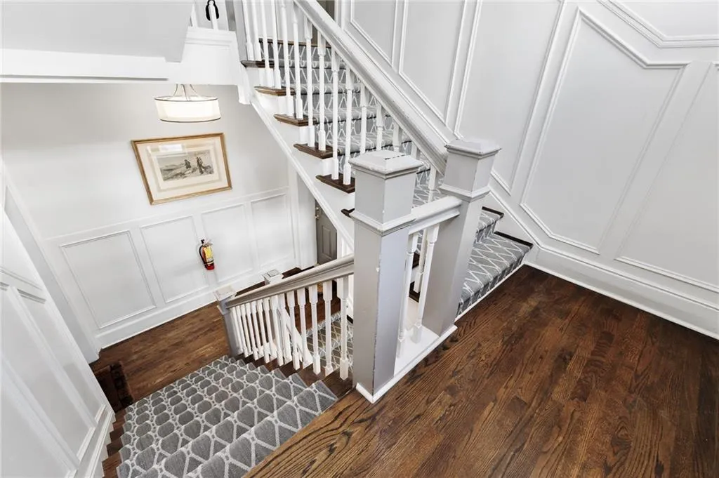 1116 Piedmont Avenue Ne Unit 12, Atlanta, Georgia 30309, 3 Bedrooms Bedrooms, ,3 BathroomsBathrooms,Residential,For Sale,1116 Piedmont Avenue Ne Unit 12,7536532