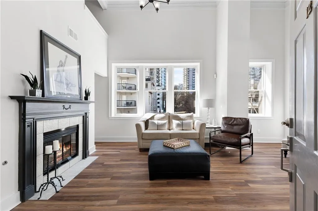 1116 Piedmont Avenue Ne Unit 12, Atlanta, Georgia 30309, 3 Bedrooms Bedrooms, ,3 BathroomsBathrooms,Residential,For Sale,1116 Piedmont Avenue Ne Unit 12,7536532