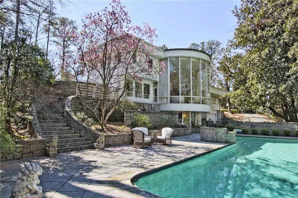 4363 Paran Place Nw, Atlanta, Georgia 30327, 4 Bedrooms Bedrooms, ,4 BathroomsBathrooms,Residential,Sold,4363 Paran Place Nw,5988214