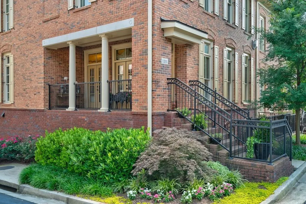 1201 Riverscall Lane, Atlanta, Georgia 30339, 5 Bedrooms Bedrooms, ,4 BathroomsBathrooms,Residential,Sold,1201 Riverscall Lane,6602153