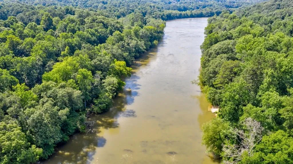 1201 Riverscall Lane, Atlanta, Georgia 30339, 5 Bedrooms Bedrooms, ,4 BathroomsBathrooms,Residential,Sold,1201 Riverscall Lane,6602153