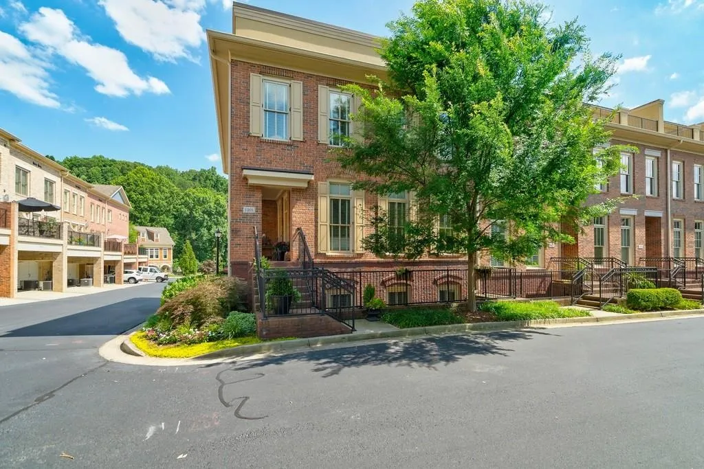 1201 Riverscall Lane, Atlanta, Georgia 30339, 5 Bedrooms Bedrooms, ,4 BathroomsBathrooms,Residential,Sold,1201 Riverscall Lane,6602153