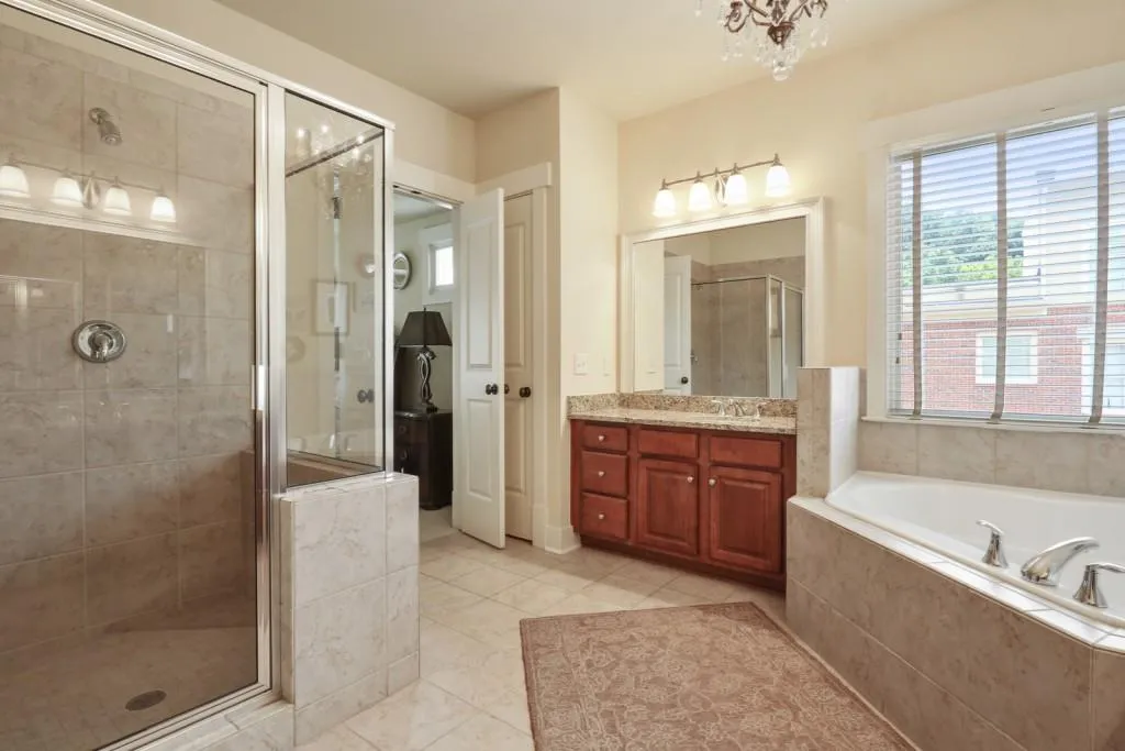 1201 Riverscall Lane, Atlanta, Georgia 30339, 5 Bedrooms Bedrooms, ,4 BathroomsBathrooms,Residential,Sold,1201 Riverscall Lane,6602153