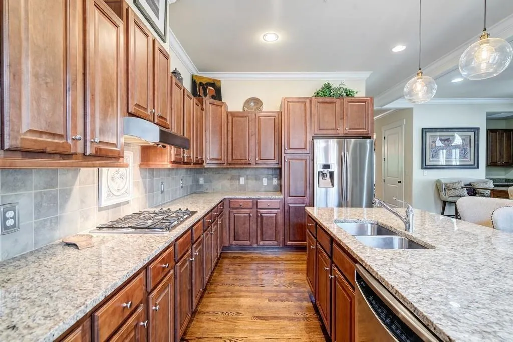 1201 Riverscall Lane, Atlanta, Georgia 30339, 5 Bedrooms Bedrooms, ,4 BathroomsBathrooms,Residential,Sold,1201 Riverscall Lane,6602153