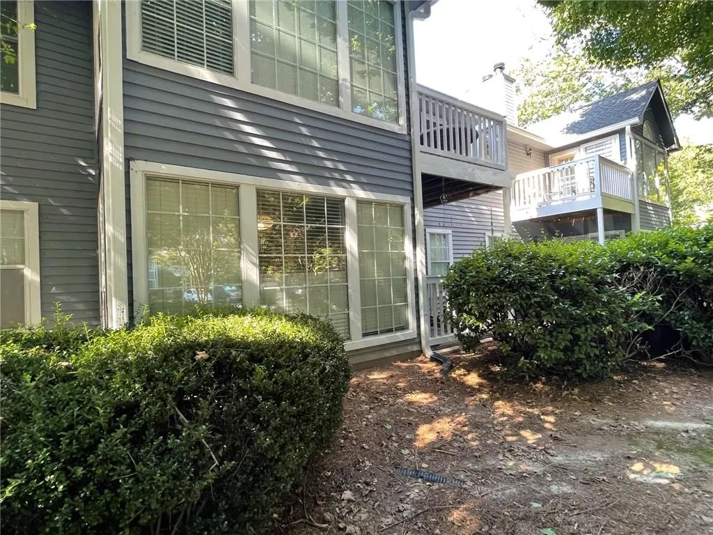 402 Gettysburg Place Unit 402, Sandy Springs, Georgia 30350, 2 Bedrooms Bedrooms, ,2 BathroomsBathrooms,Residential,Sold,402 Gettysburg Place Unit 402,7099119