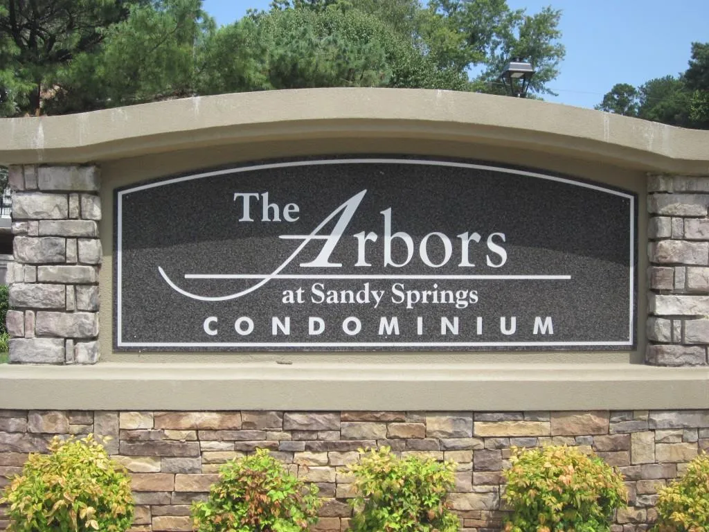 6940 Roswell Road Unit 20b, Sandy Springs, Georgia 30328, 2 Bedrooms Bedrooms, ,1 BathroomBathrooms,Residential,Sold,6940 Roswell Road Unit 20b,5747418