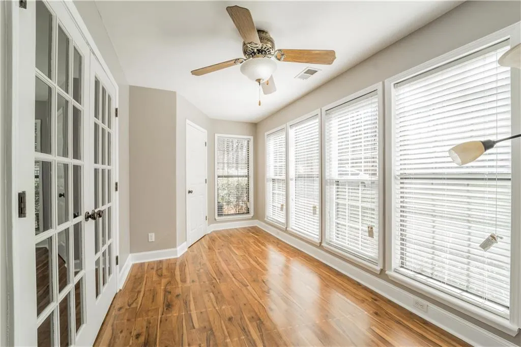 109 Barrington Hills Drive, Sandy Springs, Georgia 30350, 2 Bedrooms Bedrooms, ,2 BathroomsBathrooms,Residential,Sold,109 Barrington Hills Drive,6836110