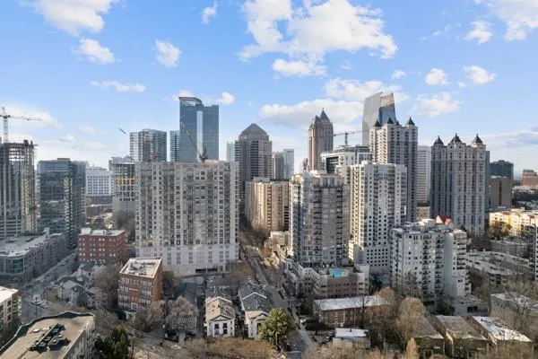 206 11th Street Ne Unit 205, Atlanta, Georgia 30309, 1 Bedroom Bedrooms, ,1 BathroomBathrooms,Residential,For Sale,206 11th Street Ne Unit 205,7548253