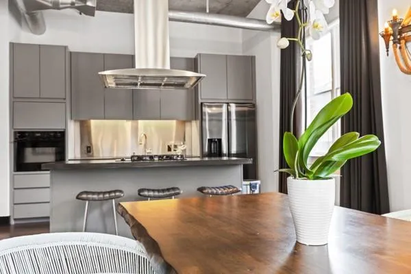 206 11th Street Ne Unit 205, Atlanta, Georgia 30309, 1 Bedroom Bedrooms, ,1 BathroomBathrooms,Residential,For Sale,206 11th Street Ne Unit 205,7548253