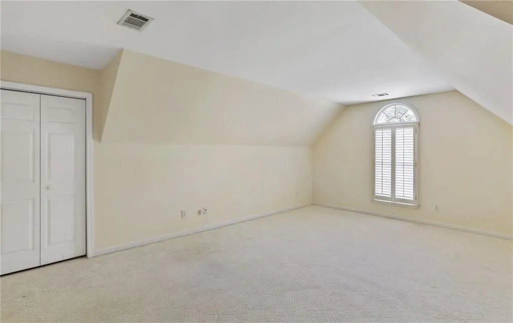 7155 Roswell Road Unit 45, Sandy Springs, Georgia 30328, 4 Bedrooms Bedrooms, ,2 BathroomsBathrooms,Residential,Sold,7155 Roswell Road Unit 45,6865742