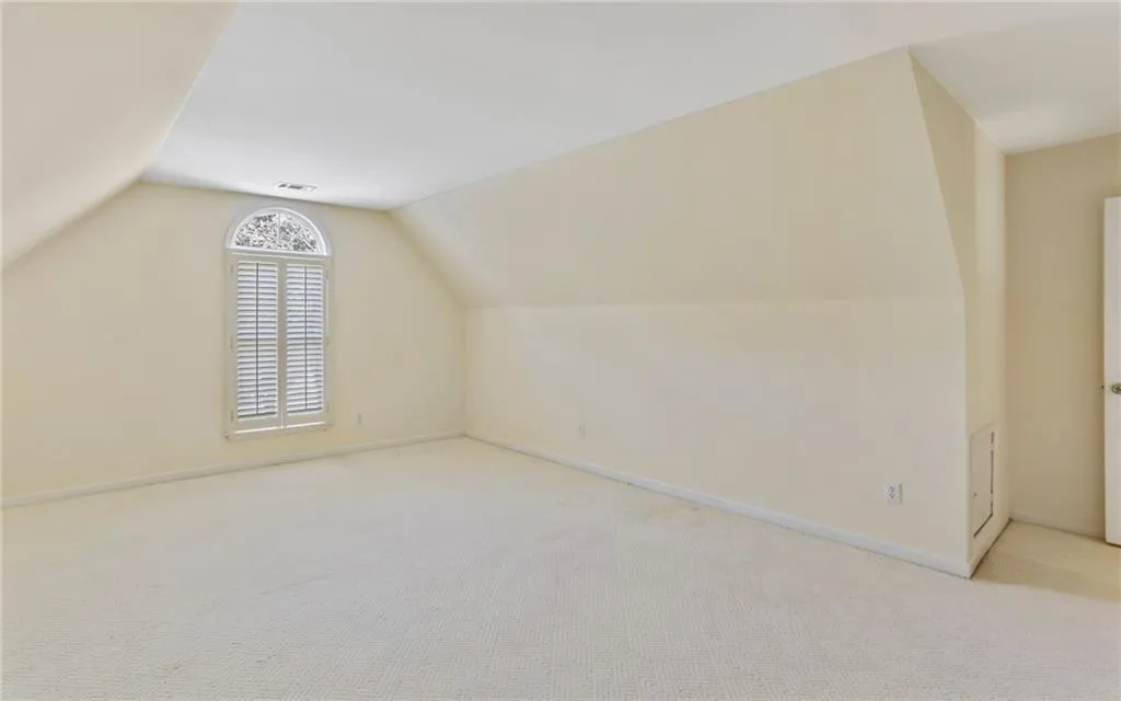 7155 Roswell Road Unit 45, Sandy Springs, Georgia 30328, 4 Bedrooms Bedrooms, ,2 BathroomsBathrooms,Residential,Sold,7155 Roswell Road Unit 45,6865742