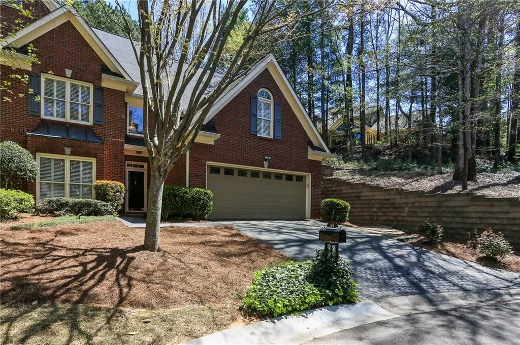 7155 Roswell Road Unit 45, Sandy Springs, Georgia 30328, 4 Bedrooms Bedrooms, ,2 BathroomsBathrooms,Residential,Sold,7155 Roswell Road Unit 45,6865742