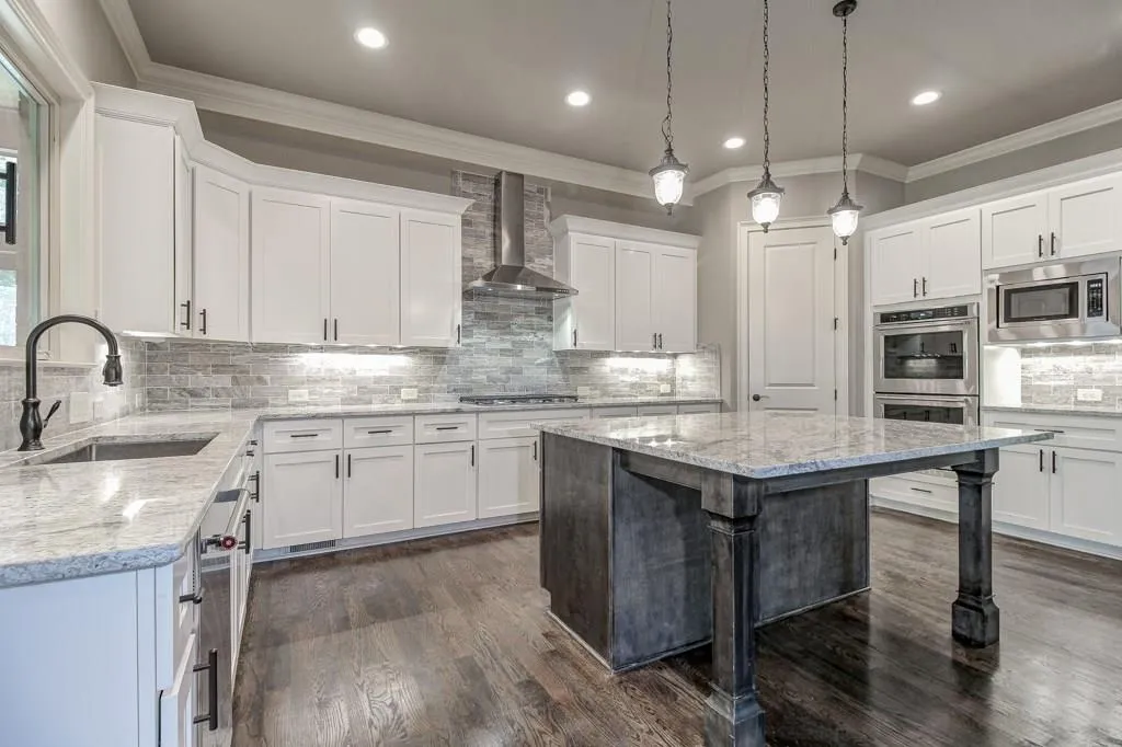 1122 Kingston Drive, Sandy Springs, Georgia 30342, 5 Bedrooms Bedrooms, ,5 BathroomsBathrooms,Residential,Sold,1122 Kingston Drive,5708442