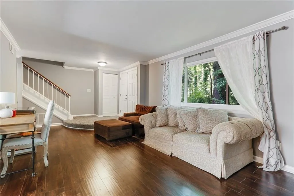 7158 Stonington Drive, Atlanta, Georgia 30328, 3 Bedrooms Bedrooms, ,2 BathroomsBathrooms,Residential,Sold,7158 Stonington Drive,6597297