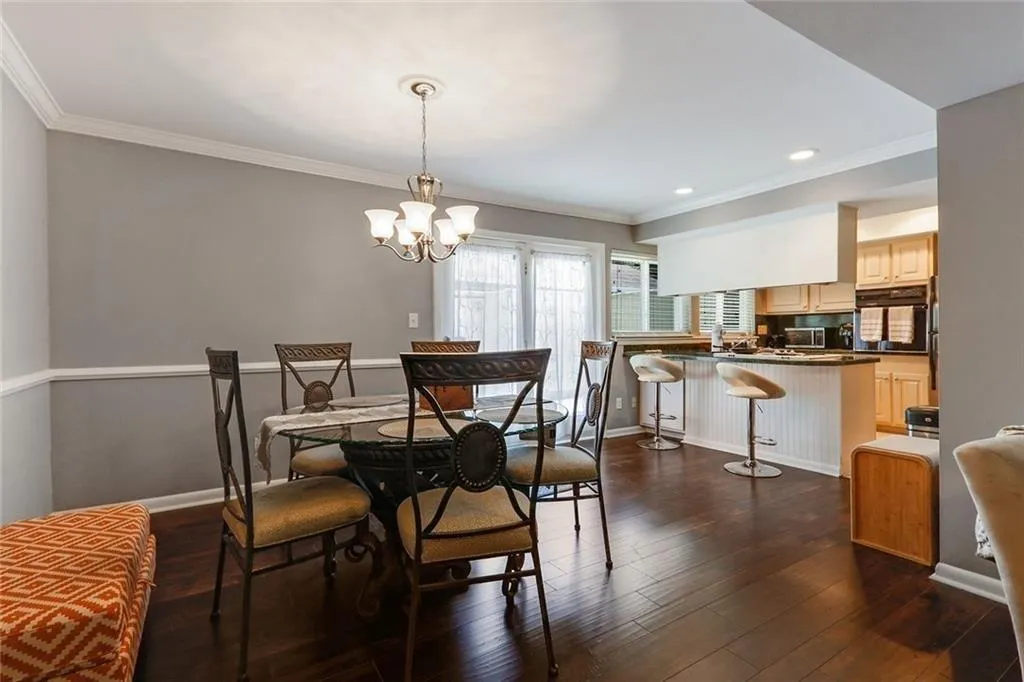 7158 Stonington Drive, Atlanta, Georgia 30328, 3 Bedrooms Bedrooms, ,2 BathroomsBathrooms,Residential,Sold,7158 Stonington Drive,6597297