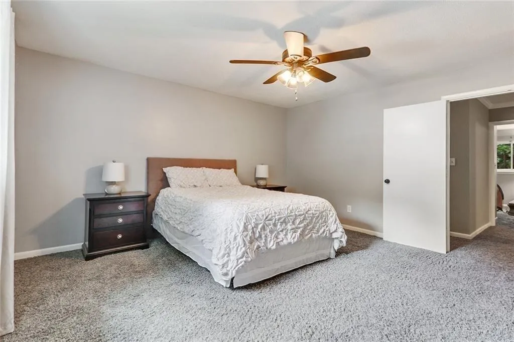 7158 Stonington Drive, Atlanta, Georgia 30328, 3 Bedrooms Bedrooms, ,2 BathroomsBathrooms,Residential,Sold,7158 Stonington Drive,6597297