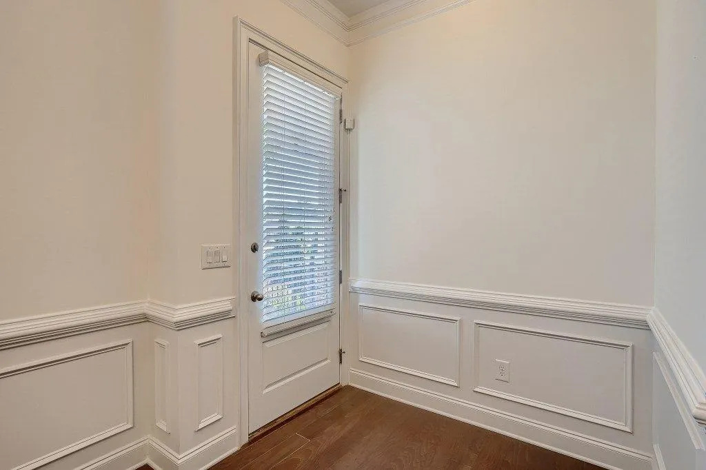 323 Alderwood Lane, Atlanta, Georgia 30328, 3 Bedrooms Bedrooms, ,3 BathroomsBathrooms,Residential,Sold,323 Alderwood Lane,7071581