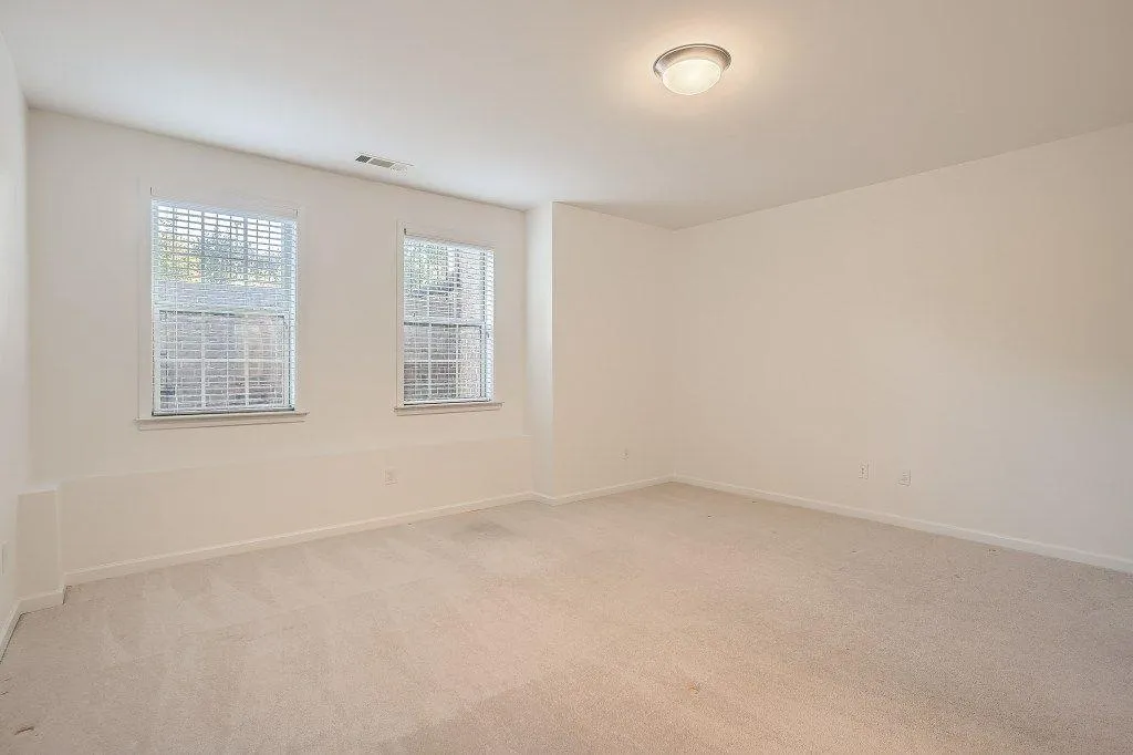 323 Alderwood Lane, Atlanta, Georgia 30328, 3 Bedrooms Bedrooms, ,3 BathroomsBathrooms,Residential,Sold,323 Alderwood Lane,7071581