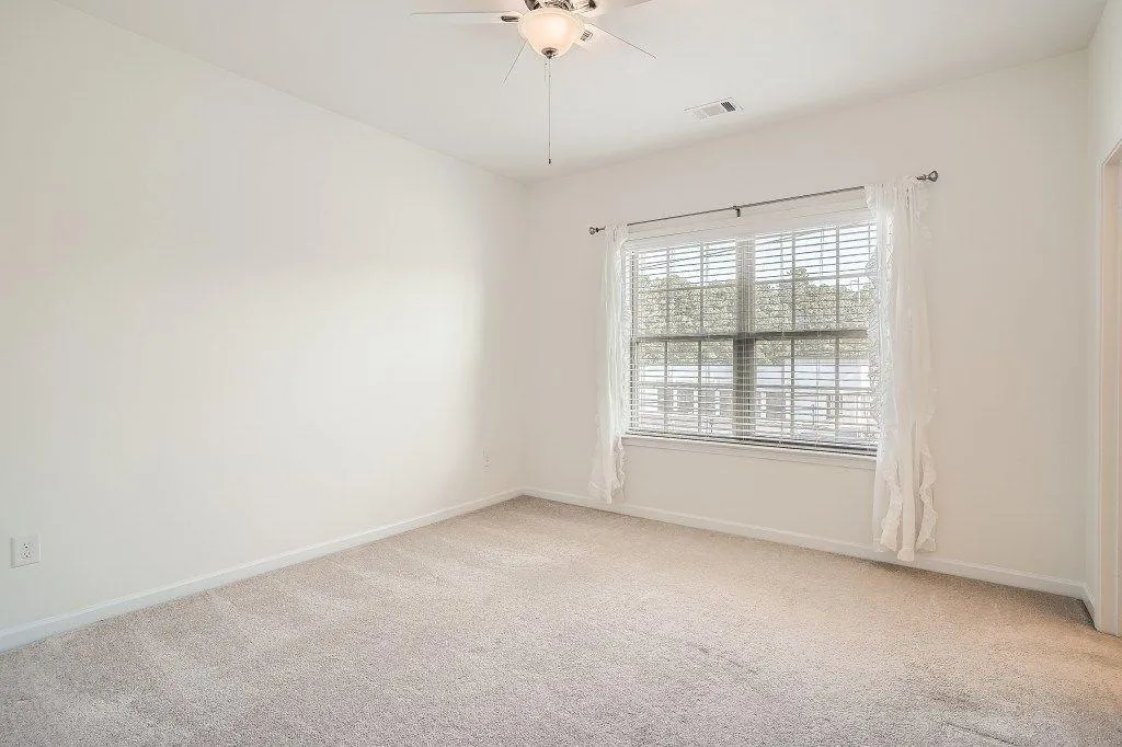 323 Alderwood Lane, Atlanta, Georgia 30328, 3 Bedrooms Bedrooms, ,3 BathroomsBathrooms,Residential,Sold,323 Alderwood Lane,7071581