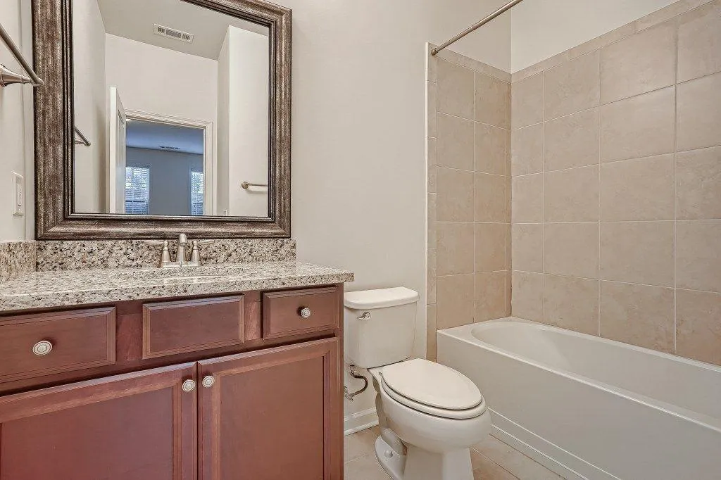 323 Alderwood Lane, Atlanta, Georgia 30328, 3 Bedrooms Bedrooms, ,3 BathroomsBathrooms,Residential,Sold,323 Alderwood Lane,7071581