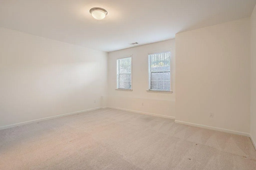 323 Alderwood Lane, Atlanta, Georgia 30328, 3 Bedrooms Bedrooms, ,3 BathroomsBathrooms,Residential,Sold,323 Alderwood Lane,7071581