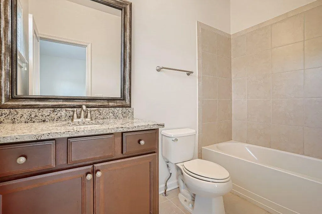 323 Alderwood Lane, Atlanta, Georgia 30328, 3 Bedrooms Bedrooms, ,3 BathroomsBathrooms,Residential,Sold,323 Alderwood Lane,7071581