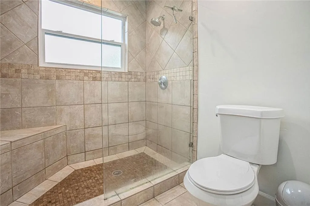 30 Dunwoody Springs Drive, Sandy Springs, Georgia 30328, 2 Bedrooms Bedrooms, ,2 BathroomsBathrooms,Residential,Sold,30 Dunwoody Springs Drive,7086927