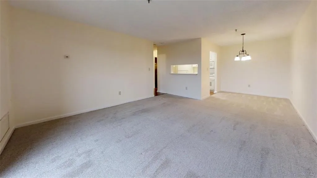 300 Johnson Ferry Road Ne Unit B509, Sandy Springs, Georgia 30328, 1 Bedroom Bedrooms, ,1 BathroomBathrooms,Residential,Sold,300 Johnson Ferry Road Ne Unit B509,6534086