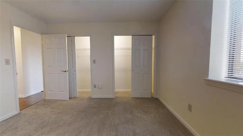 300 Johnson Ferry Road Ne Unit B509, Sandy Springs, Georgia 30328, 1 Bedroom Bedrooms, ,1 BathroomBathrooms,Residential,Sold,300 Johnson Ferry Road Ne Unit B509,6534086
