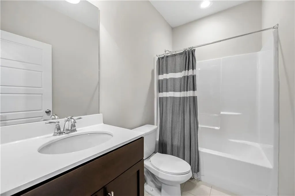 2087 Callaway Court Nw, Atlanta, Georgia 30318, 3 Bedrooms Bedrooms, ,3 BathroomsBathrooms,Residential,For Sale,2087 Callaway Court Nw,7644530