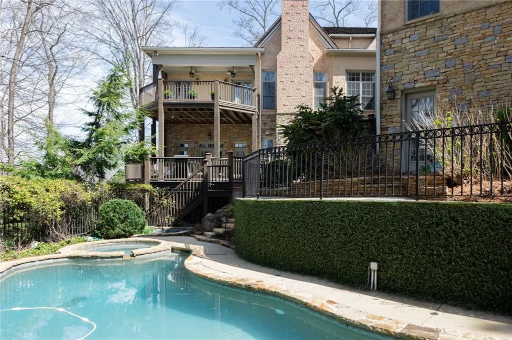 1005 Heards Ferry Road, Sandy Springs, Georgia 30328, 7 Bedrooms Bedrooms, ,7 BathroomsBathrooms,Residential,For Sale,1005 Heards Ferry Road,7721740
