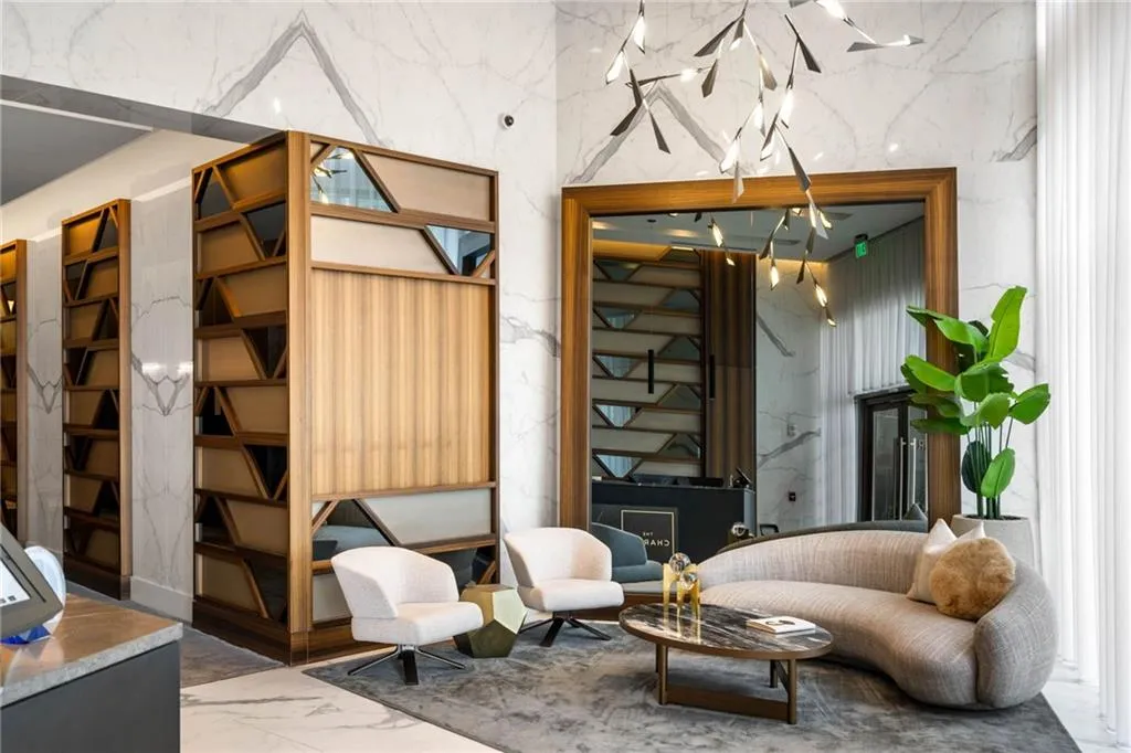 3107 Peachtree Road Ne Unit 1402, Atlanta, Georgia 30305, 3 Bedrooms Bedrooms, ,3 BathroomsBathrooms,Residential,For Sale,3107 Peachtree Road Ne Unit 1402,7675356