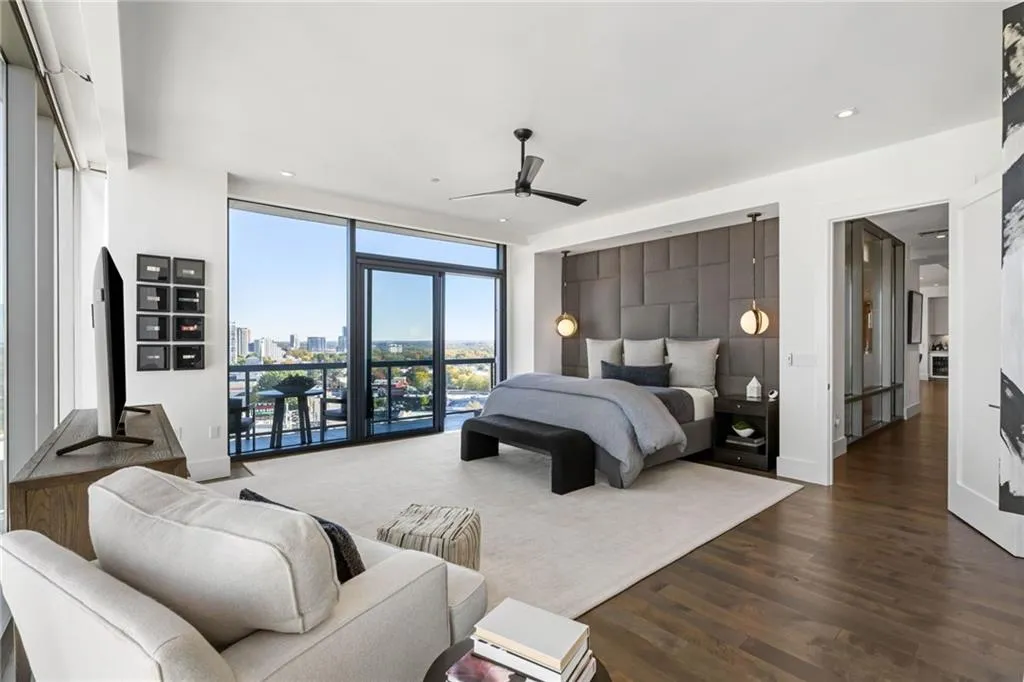 3107 Peachtree Road Ne Unit 1402, Atlanta, Georgia 30305, 3 Bedrooms Bedrooms, ,3 BathroomsBathrooms,Residential,For Sale,3107 Peachtree Road Ne Unit 1402,7675356